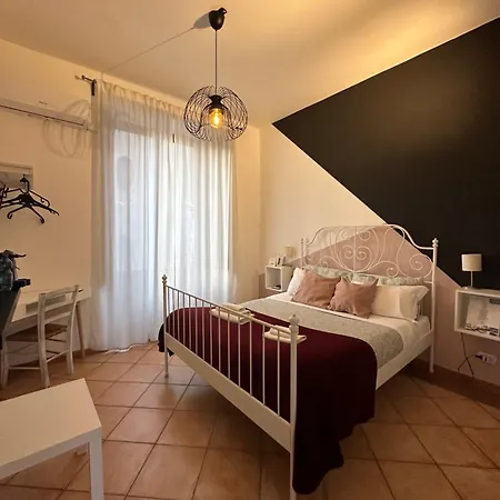 Affittacamere Palazzo Currò *