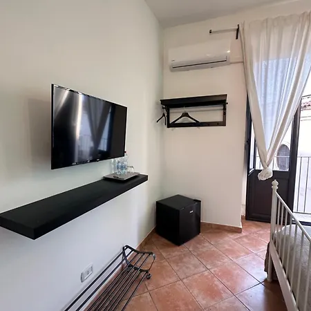 Palazzo Curro Guest house